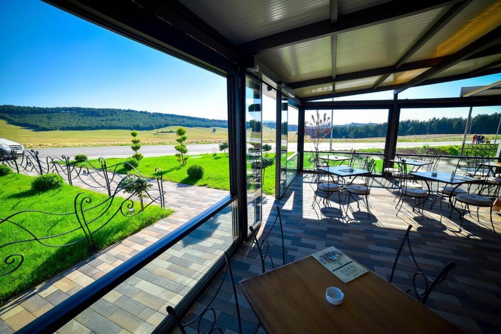 Adonis Zlatibor 205 Apartment ภายนอก รูปภาพ